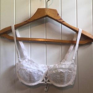 FREE PEOPLE LACE BRALETTE